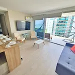 hermoso apartamento con salida directa al mar
