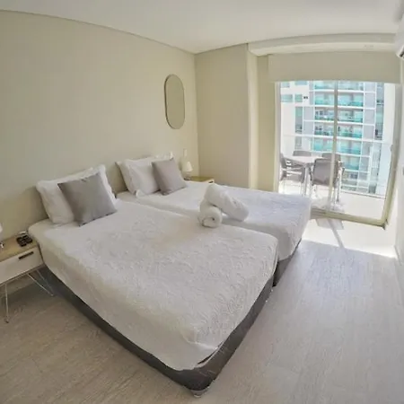 Hermoso Con Salida Directa Al Mar Apartamento